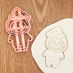 kaledine-konditerine-formele-sausainiams-labubu-visas