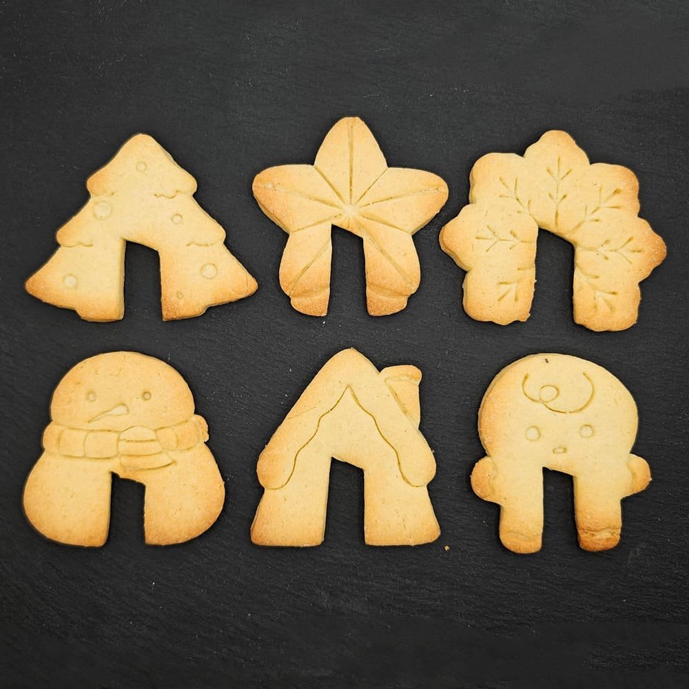 Kalėdinis formelių rinkinys sausainiams ant puodelio